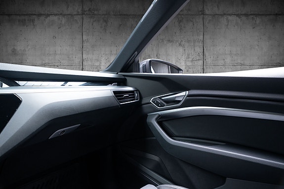 Audi e-tron Sportback 18 of 30