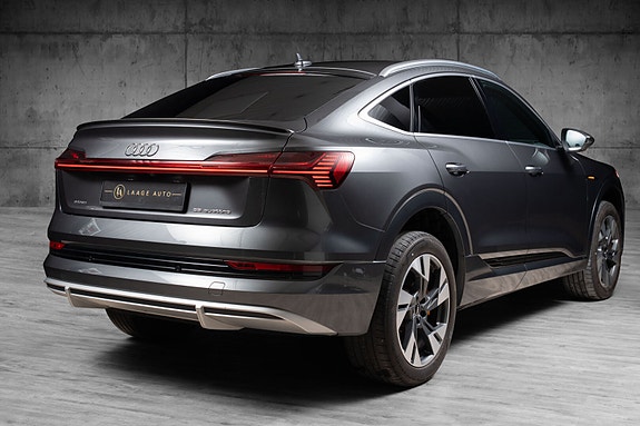 Audi e-tron Sportback 7 of 30