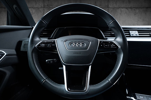 Audi e-tron Sportback 30 of 30