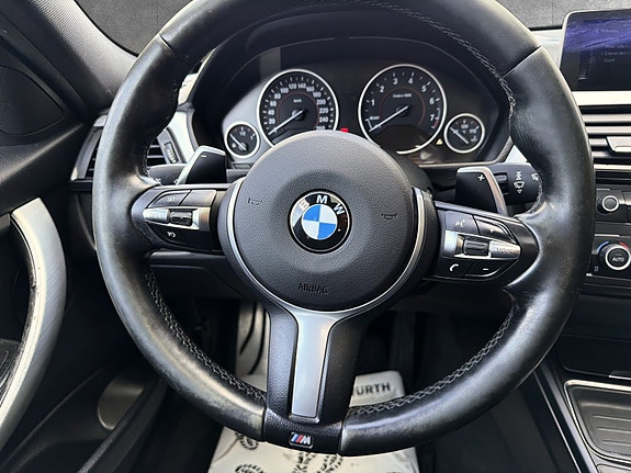 BMW 328i 28 of 30