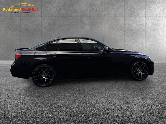BMW 328i 10 of 30