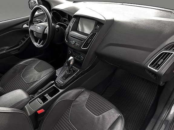 Ford Focus 5 of 15