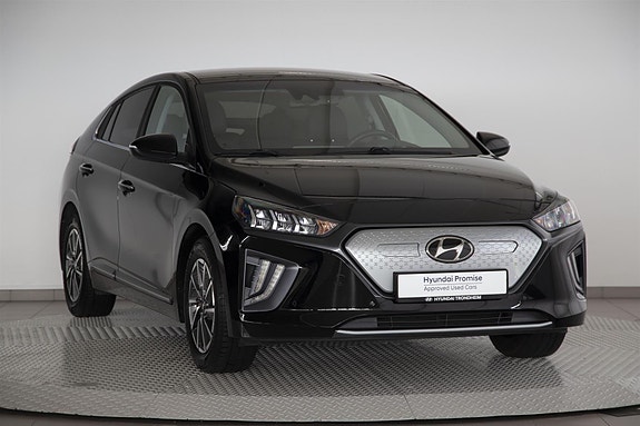Hyundai IONIQ 3 of 30
