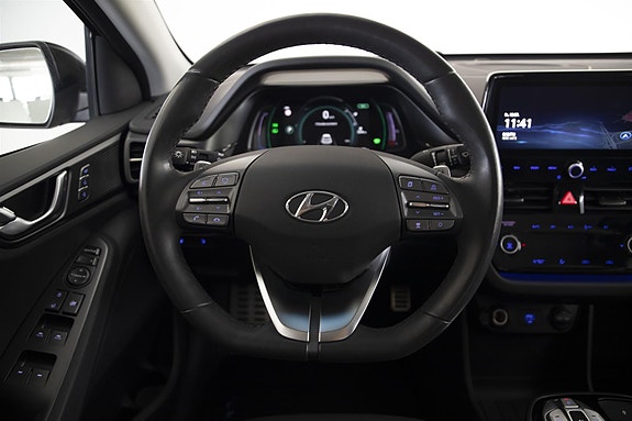 Hyundai IONIQ 12 of 30