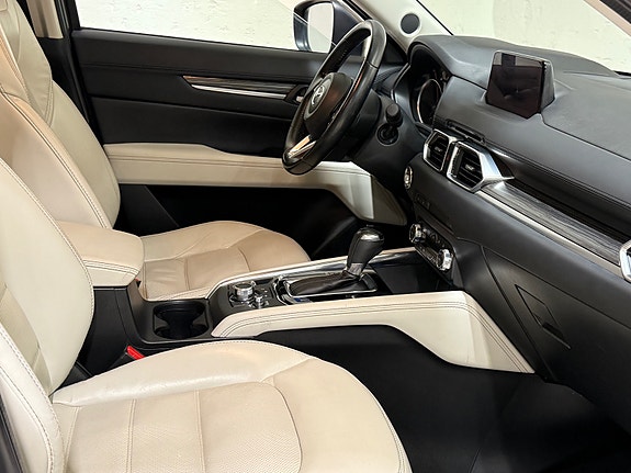 Mazda CX-5 9 of 20