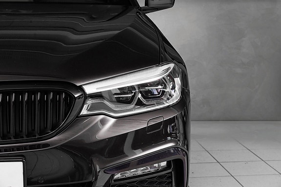BMW 520d 4 of 30