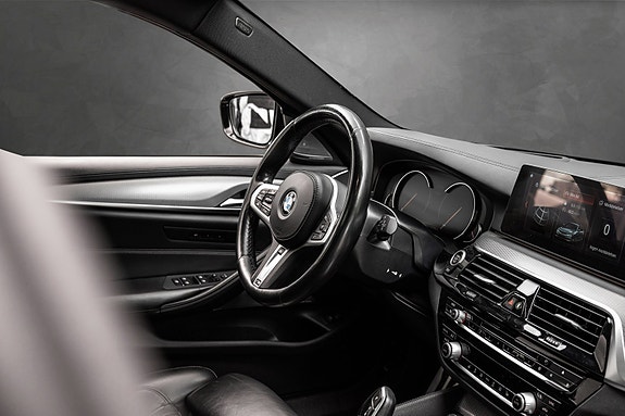 BMW 520d 15 of 30