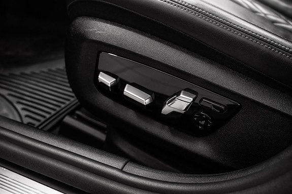 BMW 520d 26 of 30