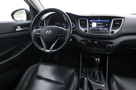 Hyundai Tucson 15 of 30
