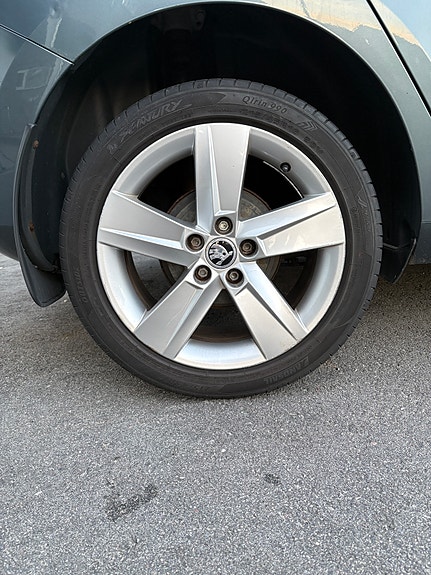 Skoda Fabia 5 of 10