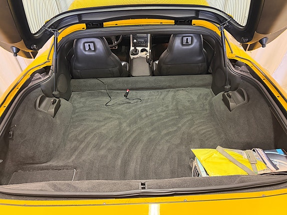 Chevrolet Corvette 11 of 21
