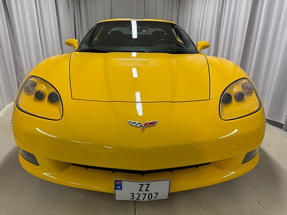 Chevrolet Corvette 3 of 21