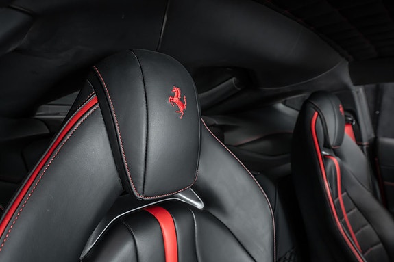 Ferrari 812 Superfast 28 of 30