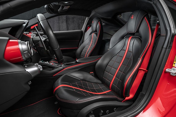 Ferrari 812 Superfast 25 of 30