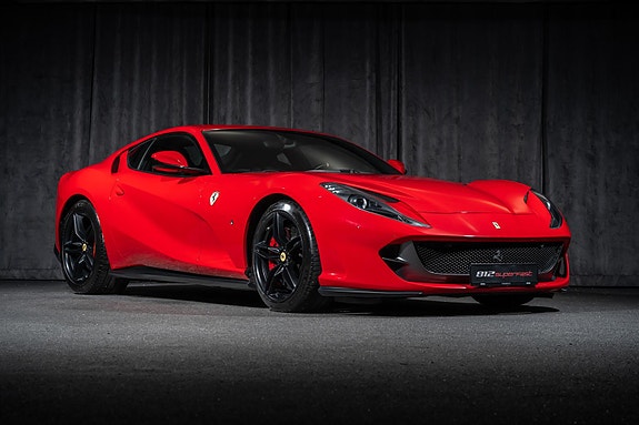 Ferrari 812 Superfast 7 of 30