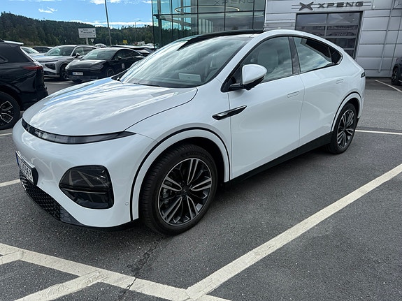 XPeng G6 4 of 30