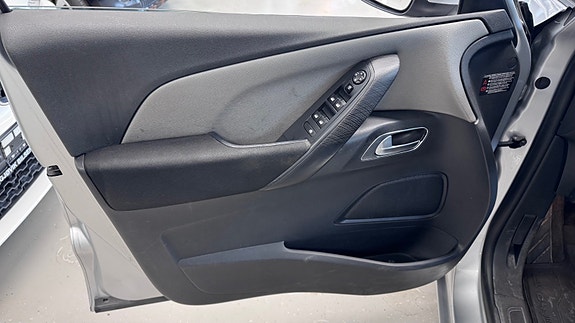 Citroen C4 Picasso 7 of 22