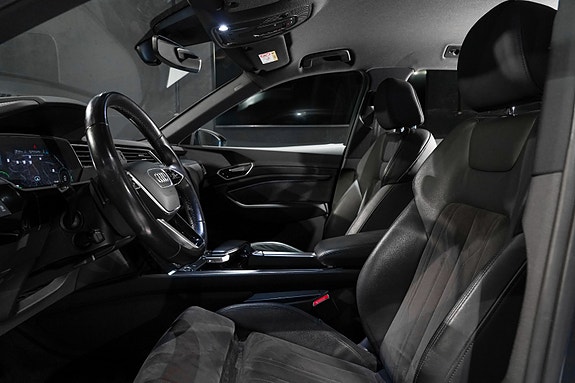 Audi e-tron 22 of 30