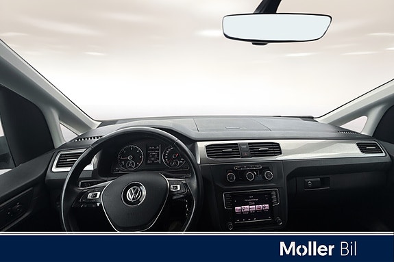 Volkswagen Caddy Maxi 11 of 19