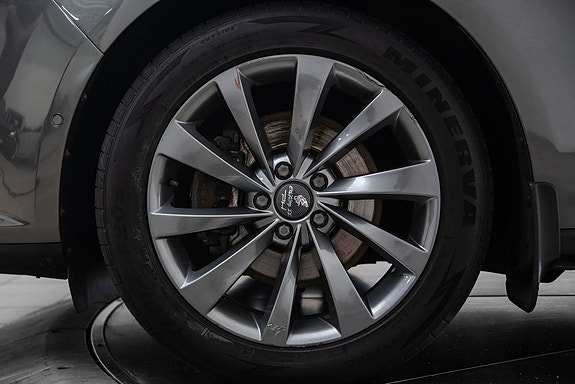 Ford S-MAX 10 of 28