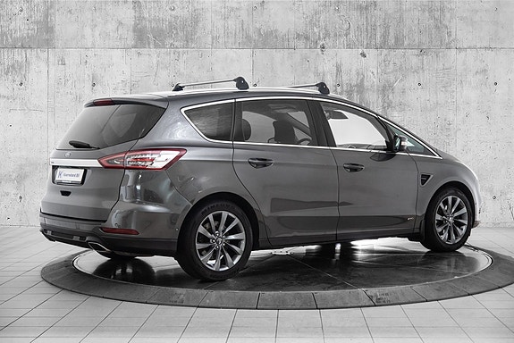 Ford S-MAX 5 of 28