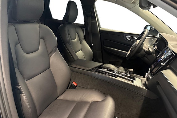 Volvo XC60 21 of 23
