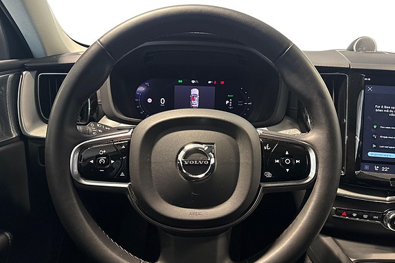 Volvo XC60 17 of 23