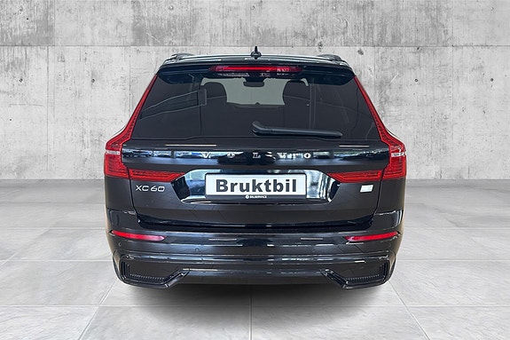 Volvo XC60 4 of 23
