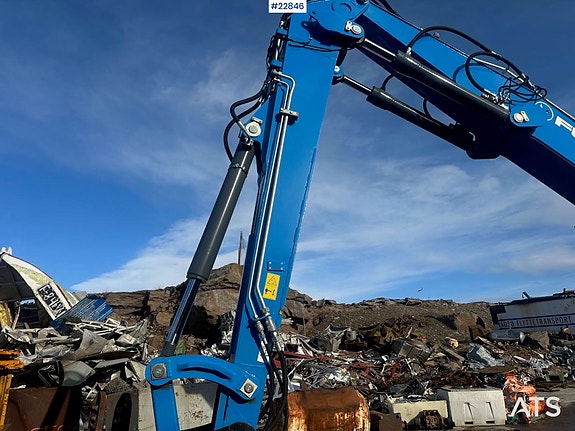 Fuchs MHL 320 SS hjulgraver m/ grabb. SE VIDEO 14 of 30
