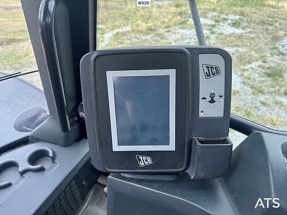 JCB Fastrac 3230 - Fronthydraulikk 22 of 30