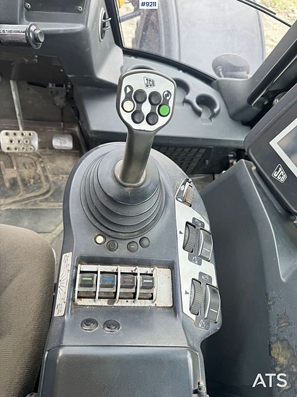 JCB Fastrac 3230 - Fronthydraulikk 19 of 30