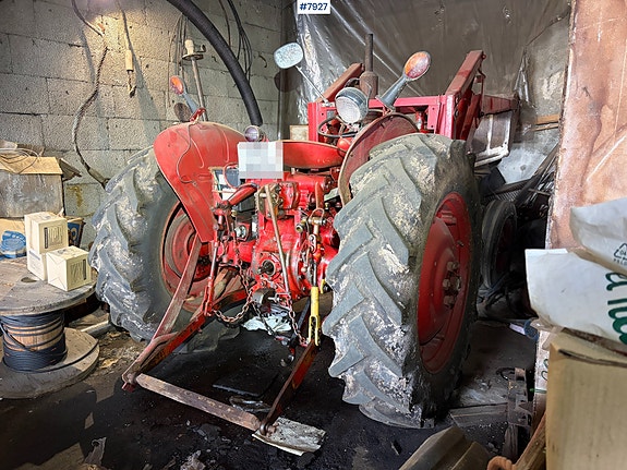 Bolinder Munktell BM Buster 320 2 of 23