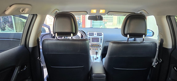 Toyota Avensis 14 of 30