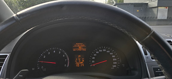 Toyota Avensis 20 of 30