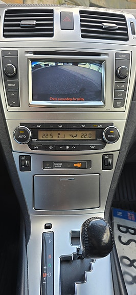 Toyota Avensis 25 of 30