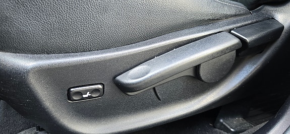 Toyota Avensis 15 of 30