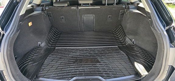 Toyota Avensis 12 of 30