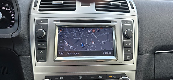 Toyota Avensis 23 of 30