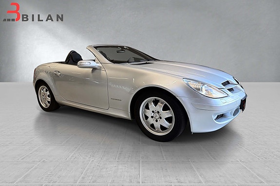 Mercedes-Benz SLK200 13 of 27
