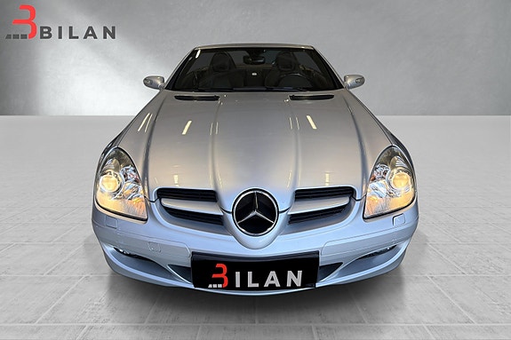 Mercedes-Benz SLK200 16 of 27