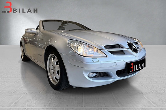 Mercedes-Benz SLK200 14 of 27