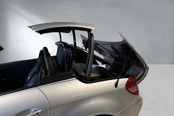 Mercedes-Benz SLK200 6 of 27