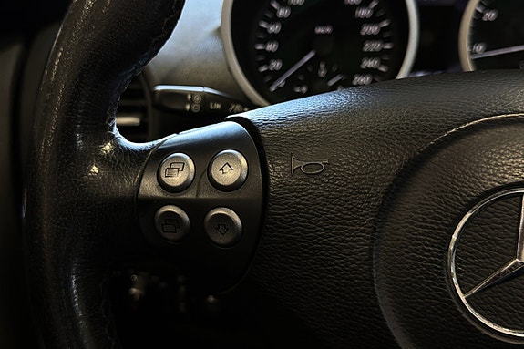 Mercedes-Benz SLK200 21 of 27