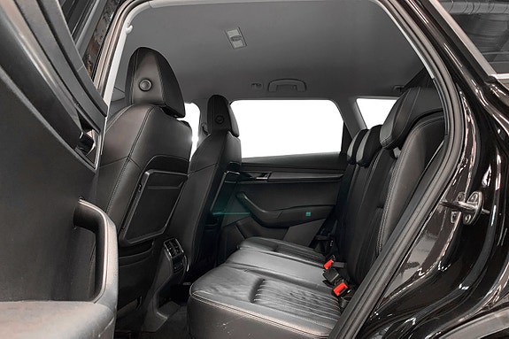 Skoda Karoq 3 of 14