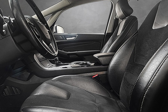 Ford S-MAX 13 of 30
