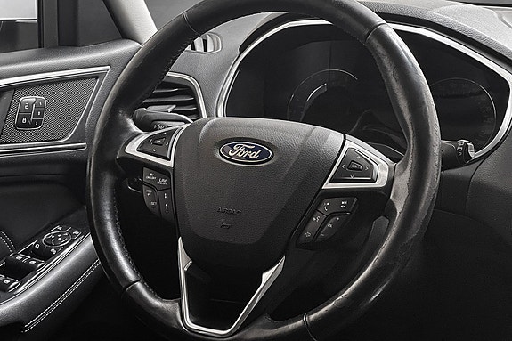 Ford S-MAX 19 of 30