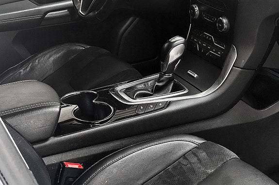 Ford S-MAX 27 of 30