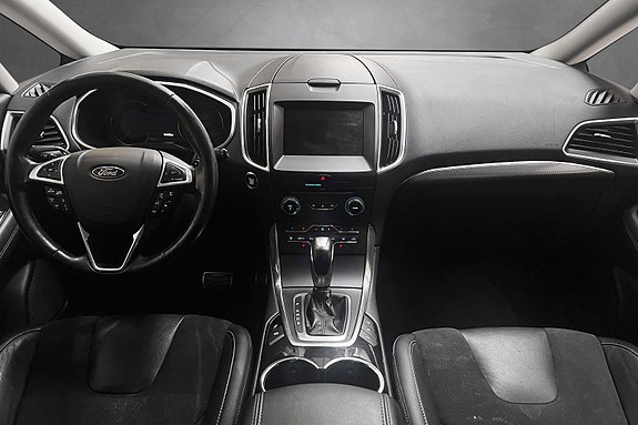 Ford S-MAX 17 of 30