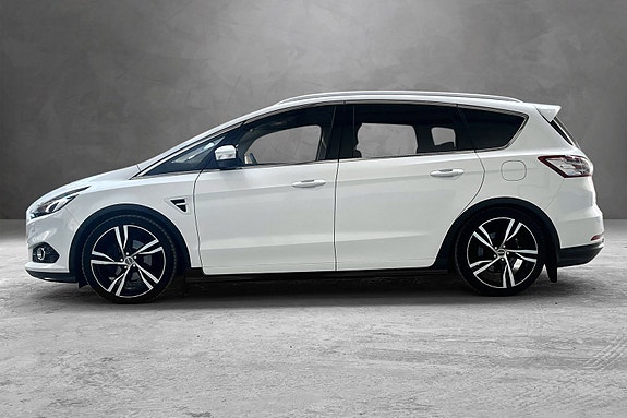 Ford S-MAX 12 of 30