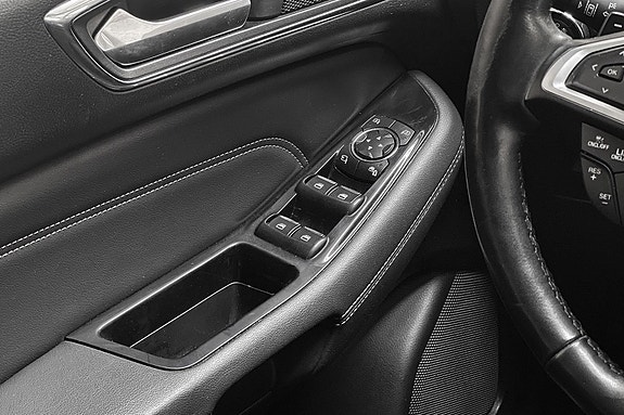 Ford S-MAX 14 of 30
